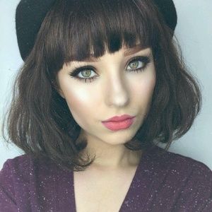 Meet your Posher, Latasha